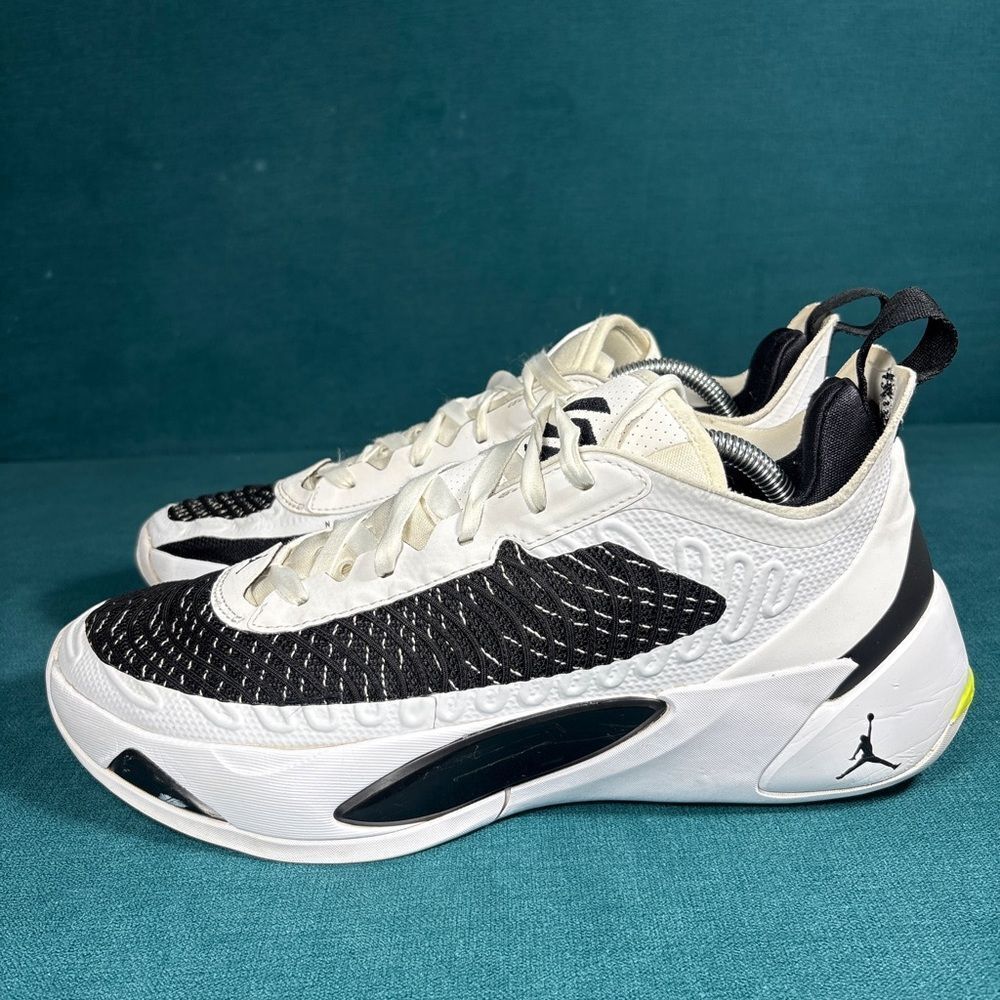 Nike Air Jordan Luka 1 Reverse Orca White Black Volt DN1772-107 Men’s 10.5 Shoes - Picture 1 of 8